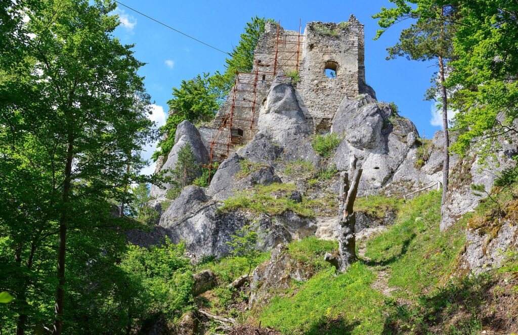 Hrad Hričov – Hričovský hrad